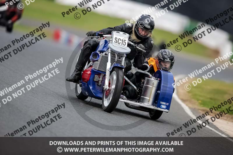 Vintage motorcycle club;eventdigitalimages;mallory park;mallory park trackday photographs;no limits trackdays;peter wileman photography;trackday digital images;trackday photos;vmcc festival 1000 bikes photographs